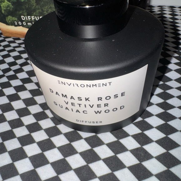 Environment Hotel Edition Diffuser - Picture 2 of 4